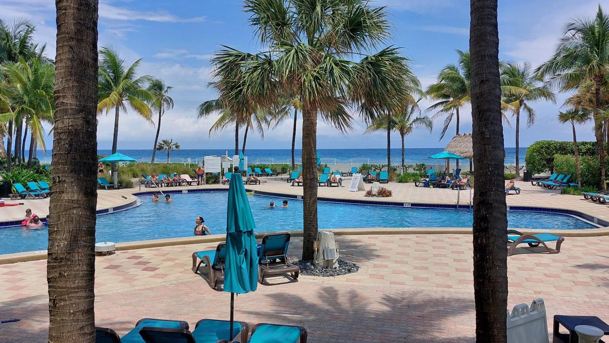 The Tides Apartments On The Beach Hollywood Exterior foto