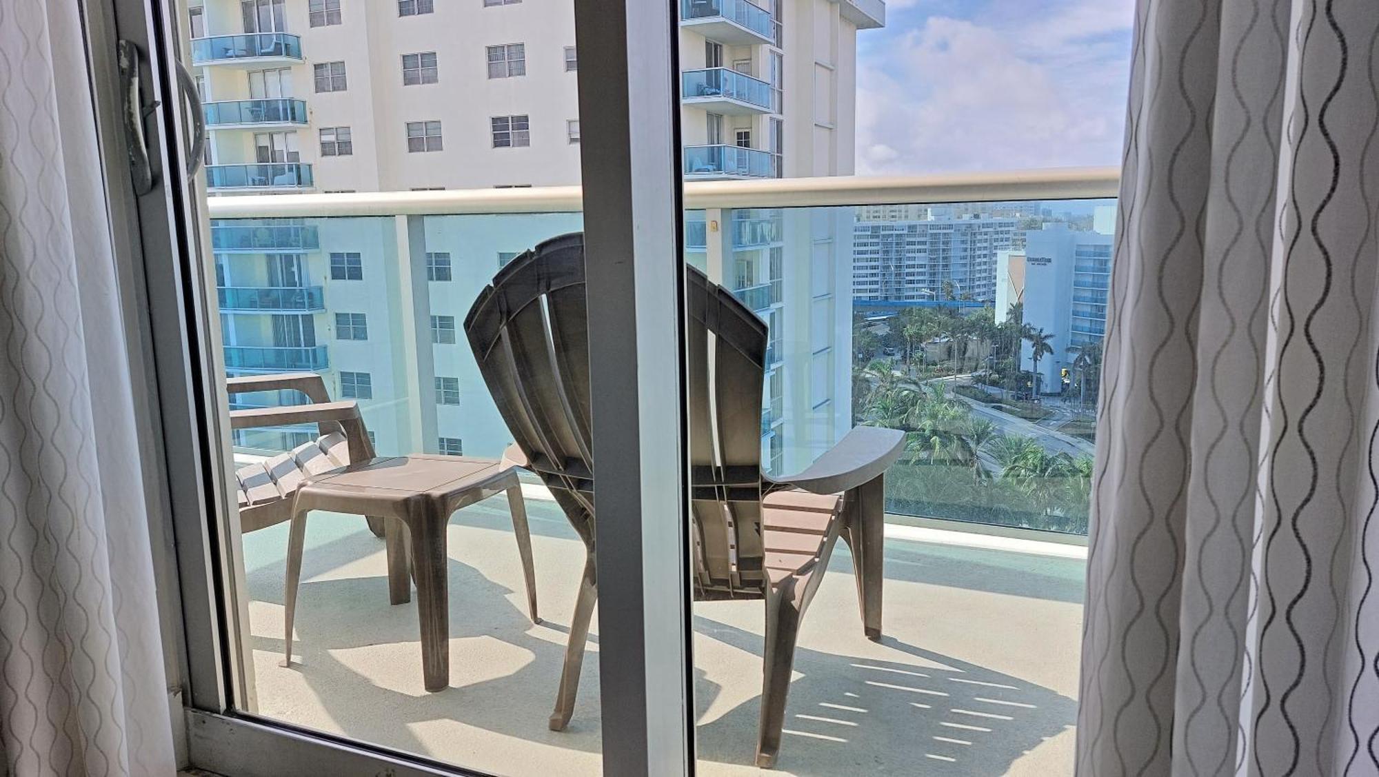 The Tides Apartments On The Beach Hollywood Exterior foto