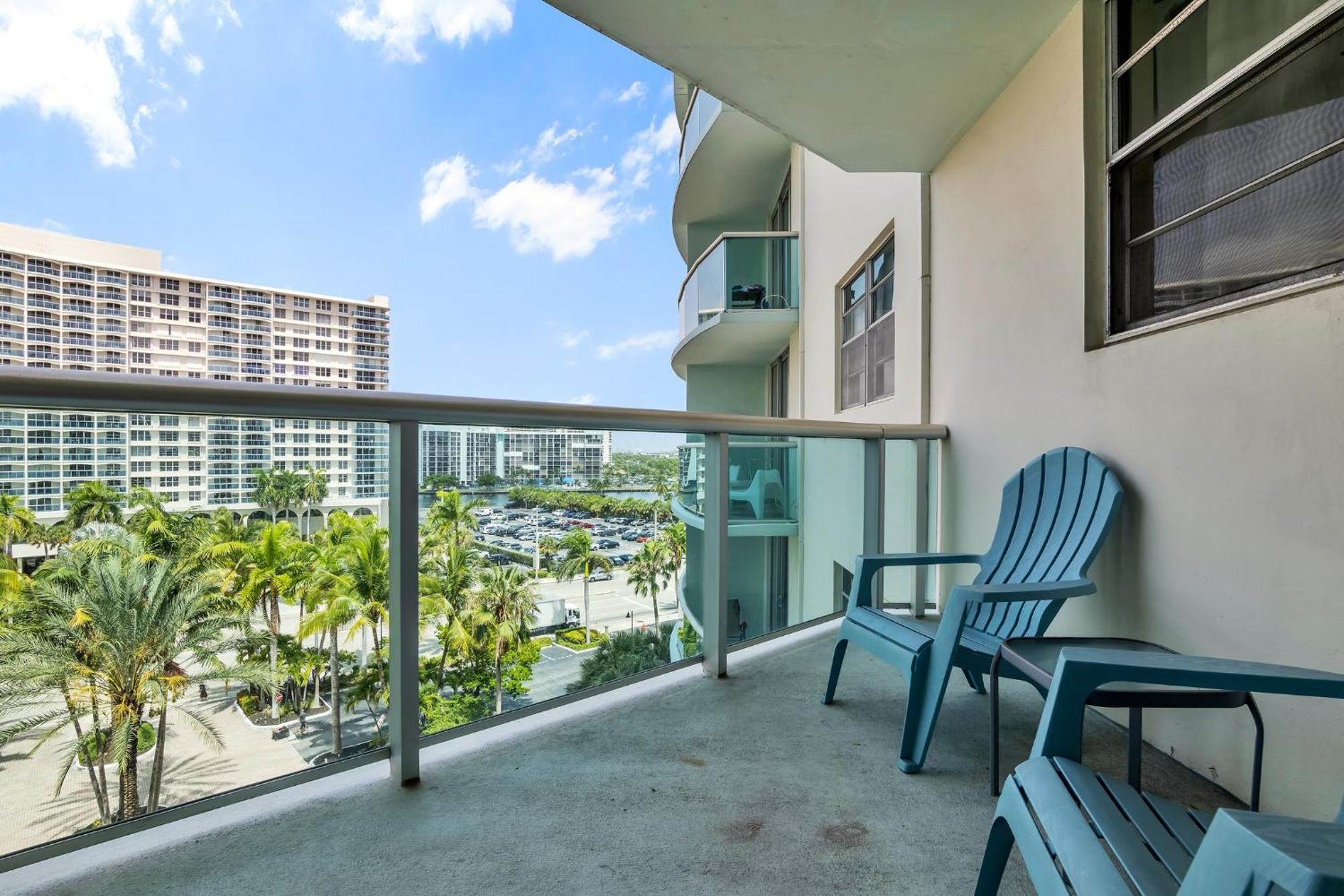 The Tides Apartments On The Beach Hollywood Exterior foto